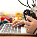 小学生がプログラミングを学ぶ教室や塾はどう選ぶ？