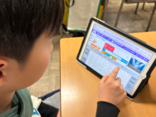 【ロボ団南魚沼校】2025年第4回出前授業「学校クイズゲームを作成！」@塩沢小学校