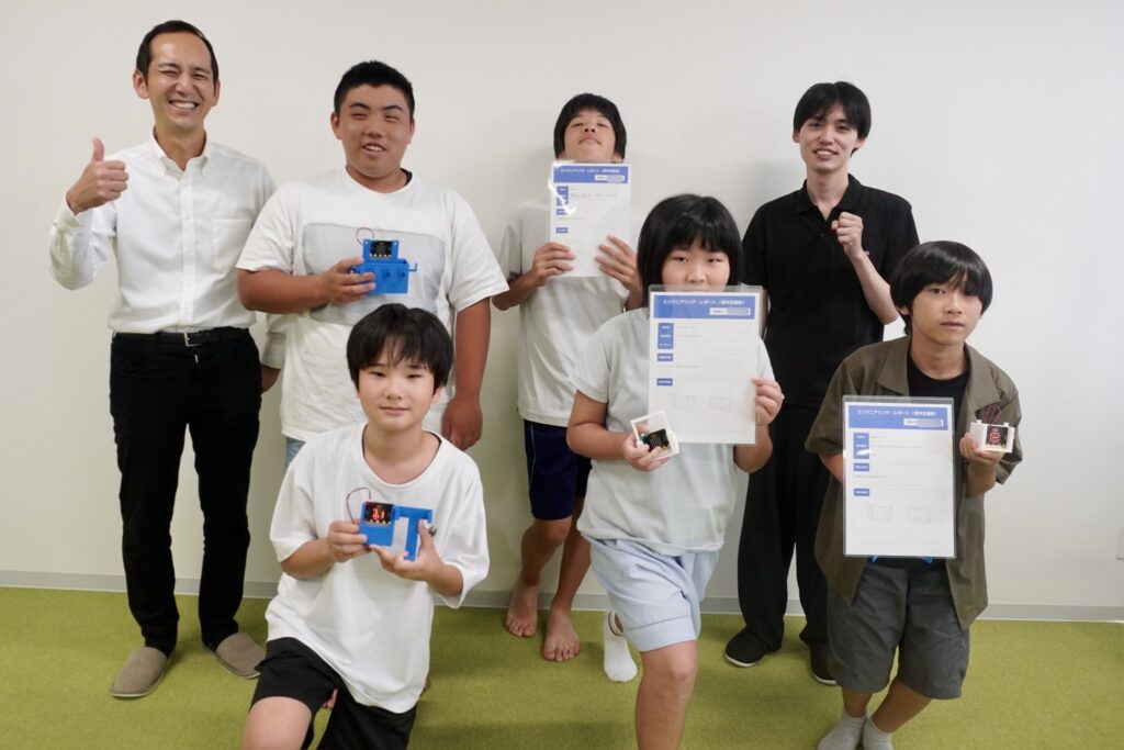ロボ団南魚沼校_品評会の集合写真